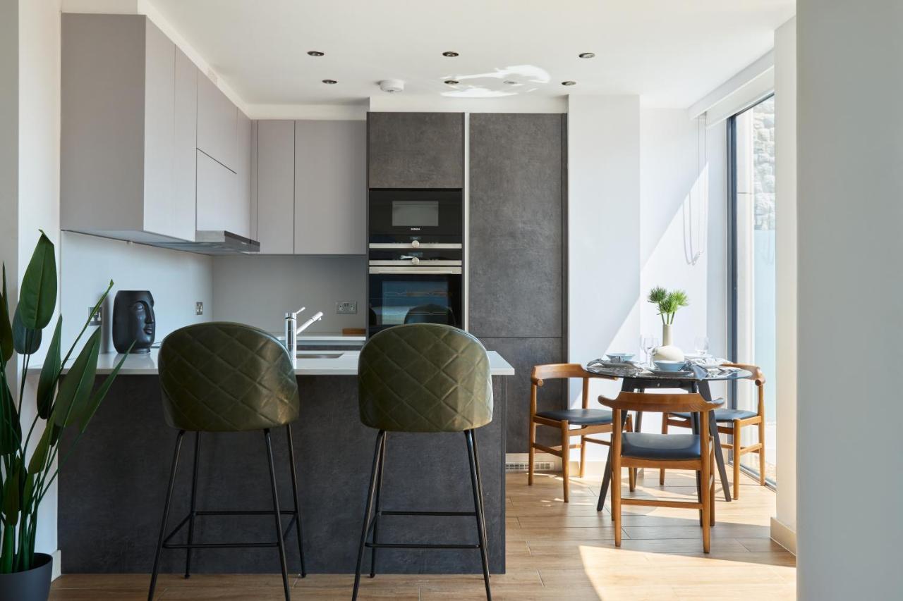 Kew Bridge By Viridian Apartments Esterno foto