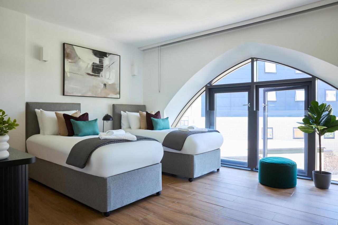 Kew Bridge By Viridian Apartments Esterno foto