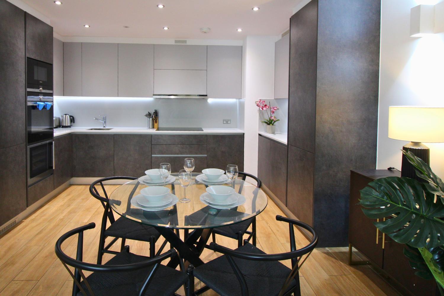 Kew Bridge By Viridian Apartments Esterno foto